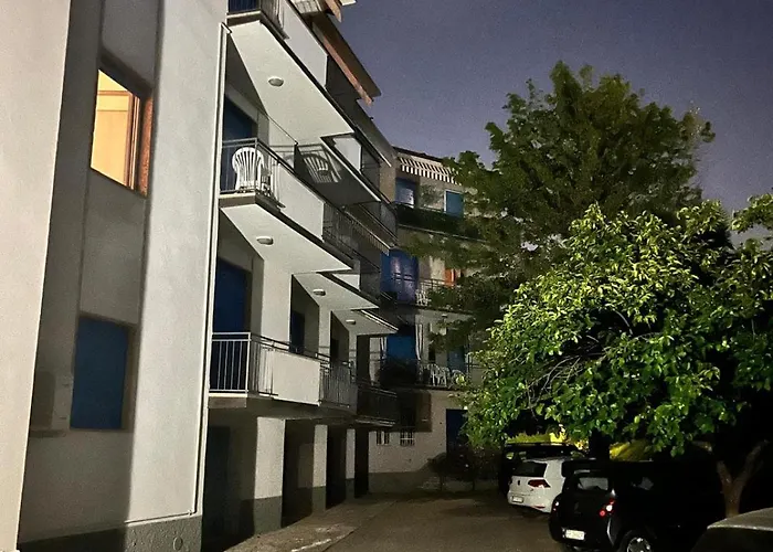 La Casa Di Lägenhet Lazise
